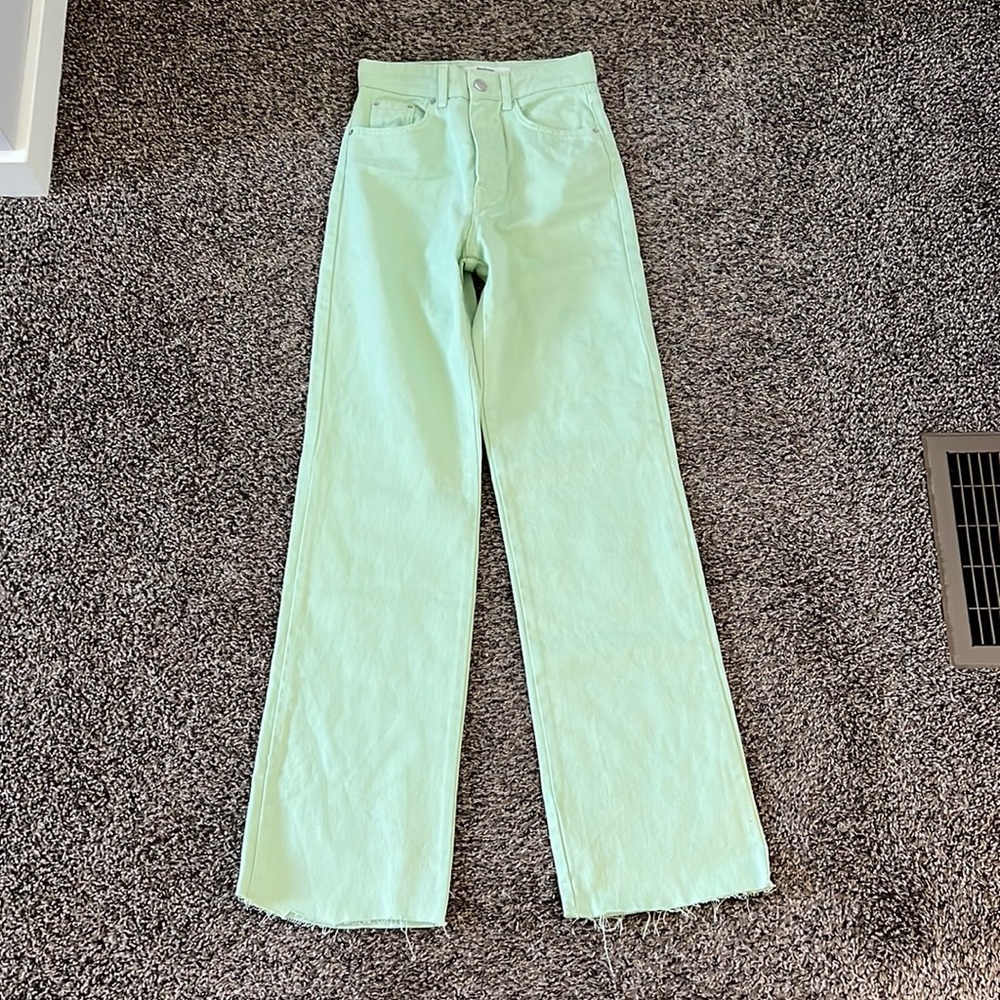 STRADIVARIUS Flare Denim